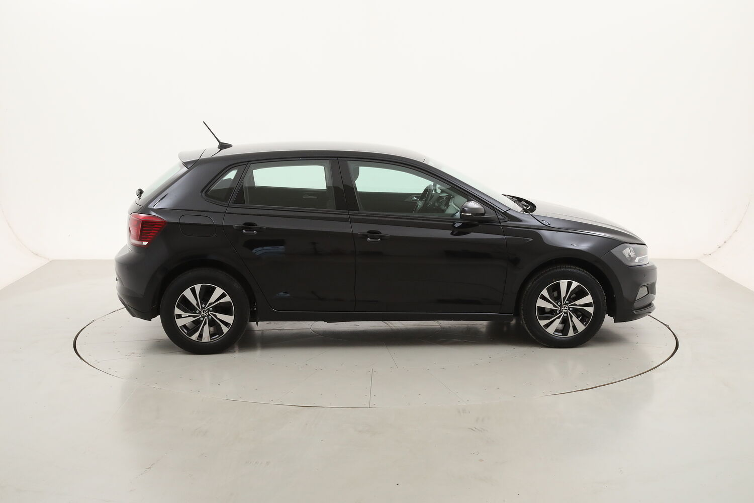 Volkswagen Polo Comfortline usata del 2021 con 46.670 km