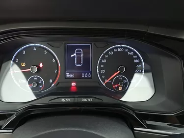 Volkswagen Polo Comfortline 1.0 Benzina 80CV Manuale Interni