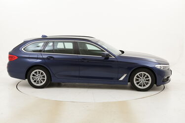 BMW Serie 5 520d Touring Business Aut. usata del 2018 con 82.127 km