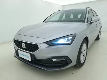 Seat Leon ST Style DSG 1.0 Mild Hybrid 110CV Automatico Visione frontale