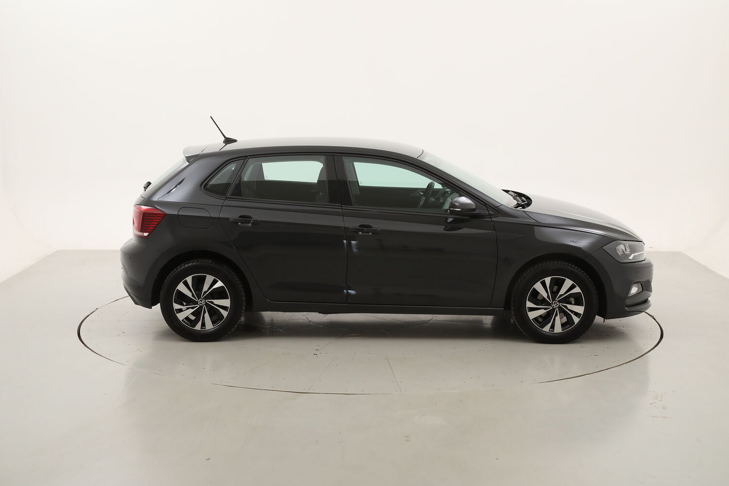 Volkswagen Polo Comfortline usata del 2021 con 110.428 km