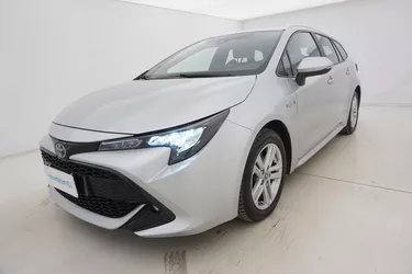 Toyota Corolla TS Hybrid Business 1.8 Full Hybrid 122CV Automatico Visione frontale