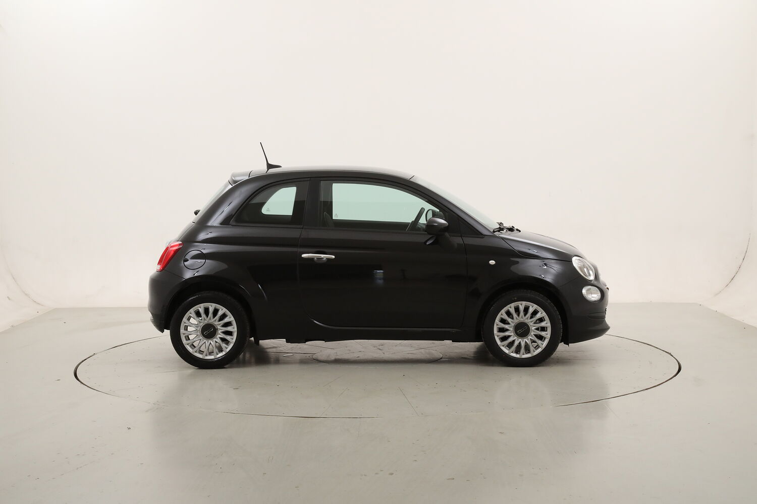 Fiat 500 Hybrid Lounge usata del 2020 con 40.586 km