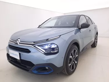 Citroen C4 Shine Elettrico 136CV Automatico Visione frontale
