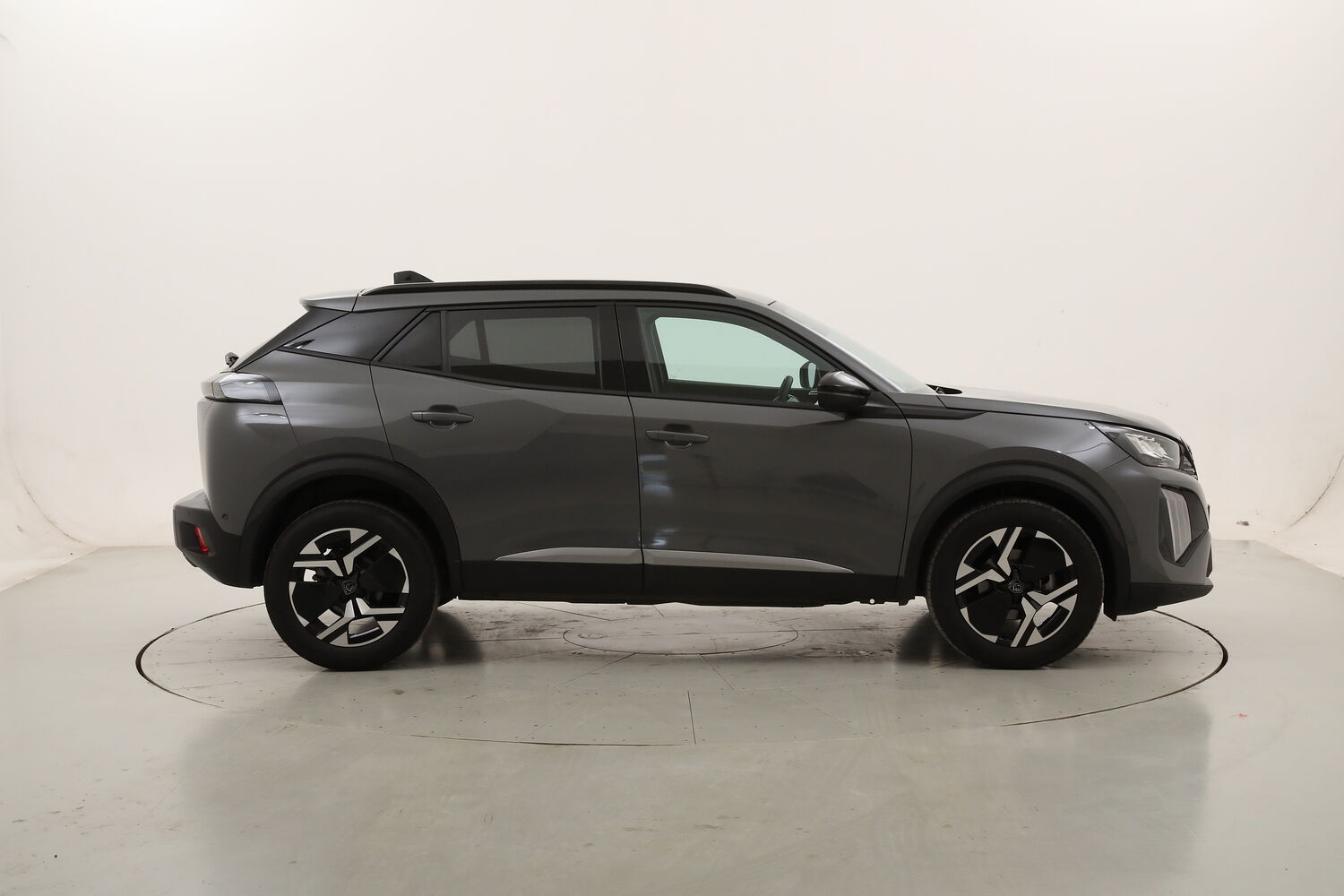 Peugeot 2008 Allure usata del 2025 con 35.410 km