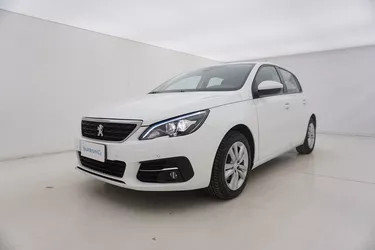 Peugeot 308 Active Business EAT8 1.5 Diesel 131CV Automatico Visione frontale