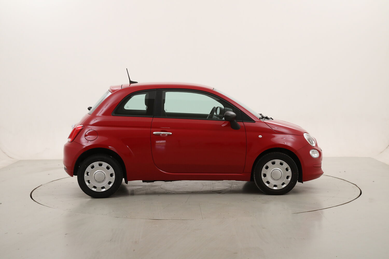 Fiat 500 Hybrid usata del 2023 con 65.164 km