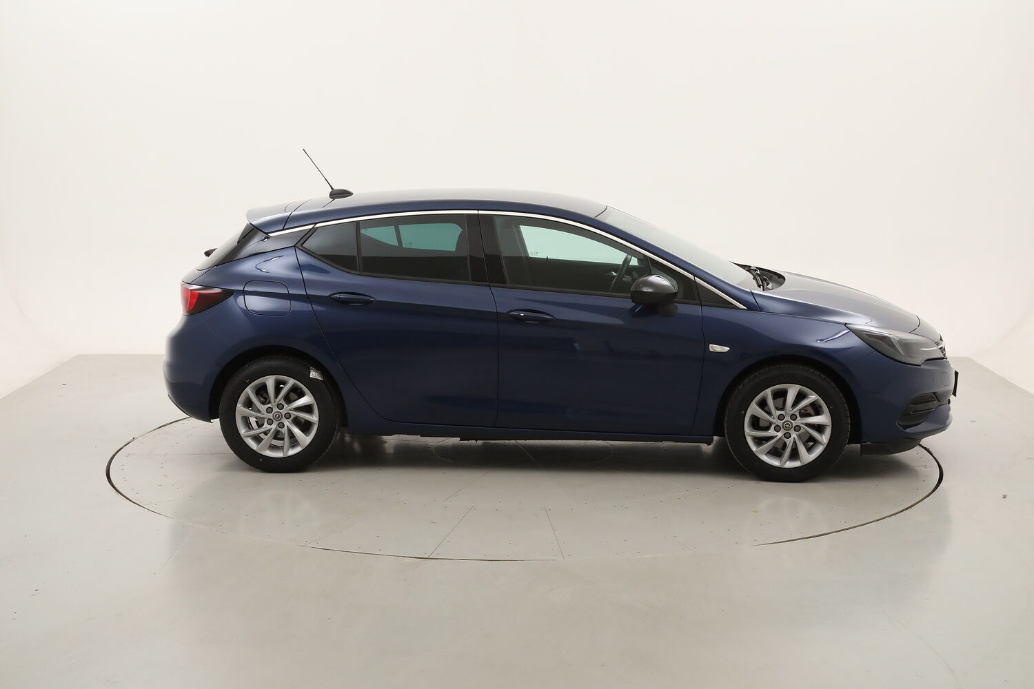Opel Astra Business Elegance AT9 usata del 2021 con 112.757 km