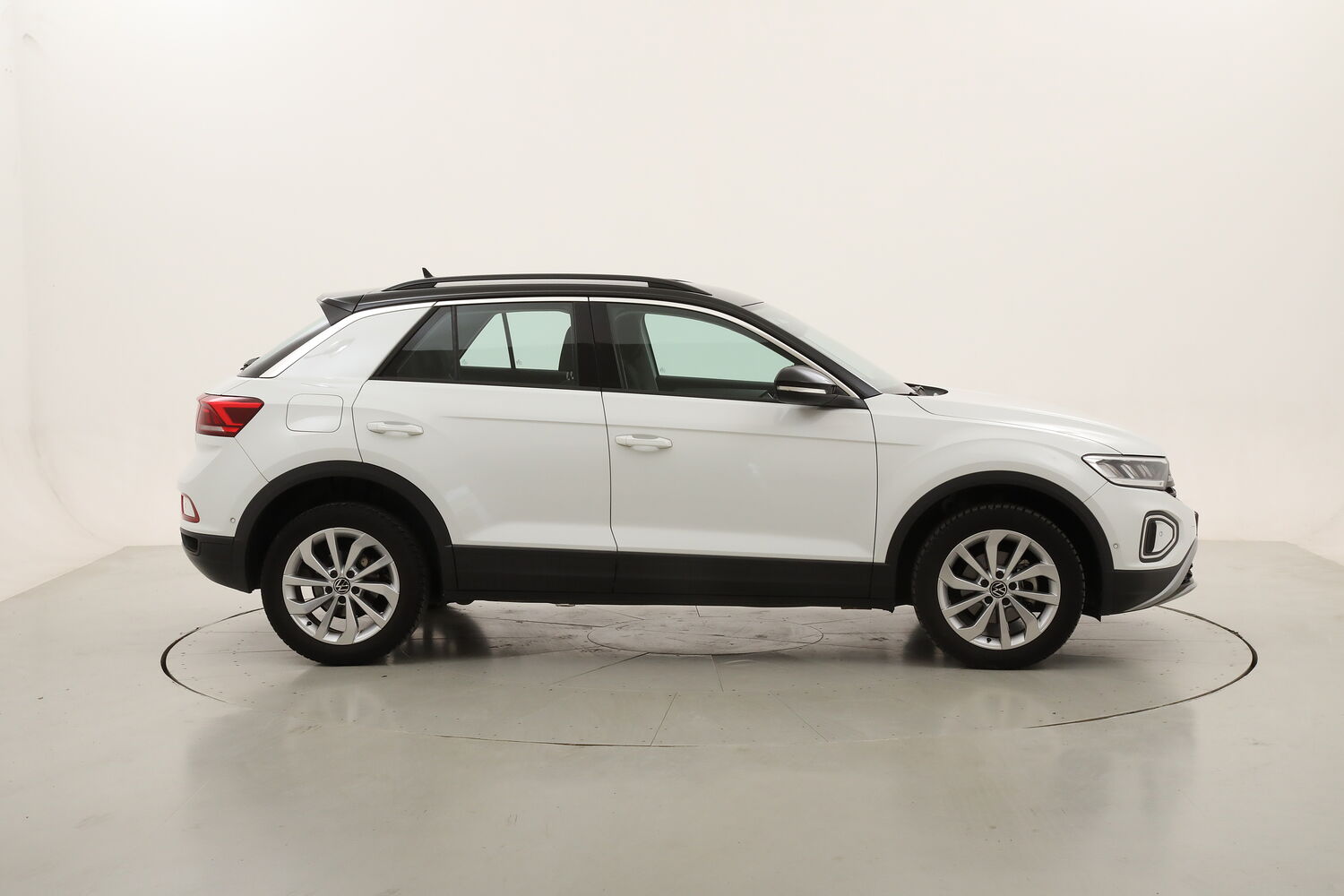 Volkswagen T-Roc Life usata del 2022 con 83.571 km