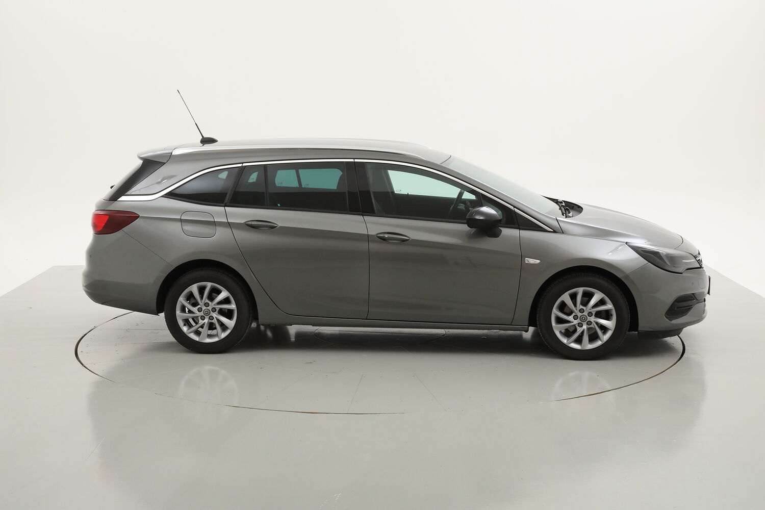 Opel Astra ST Business Elegance AT9 usata del 2021 con 68.940 km