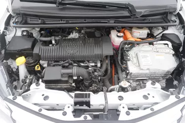 Toyota Yaris Hybrid Cool 1.5 Full Hybrid 101CV Automatico Vano motore