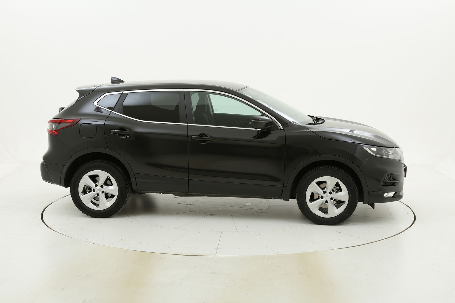 Nissan Qashqai usata del 2017 con 106.085 km