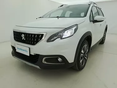 Peugeot 2008 Allure EAT6 1.5 Diesel 120CV Automatico Visione frontale