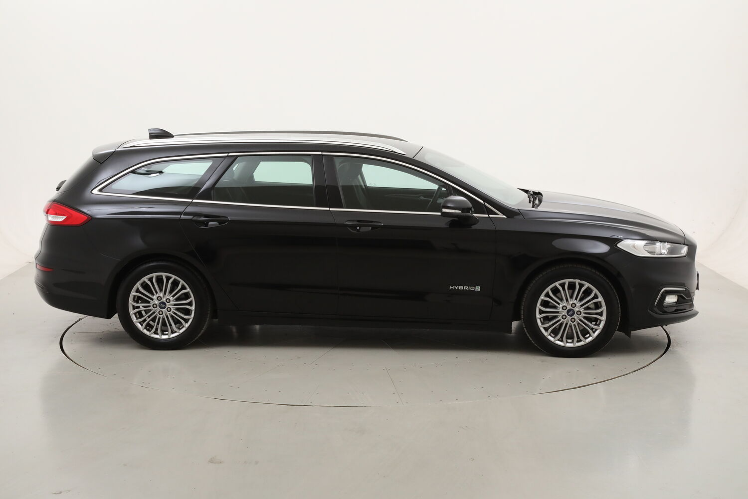 Ford Mondeo SW Hybrid Titanium Business usata del 2020 con 51.302 km