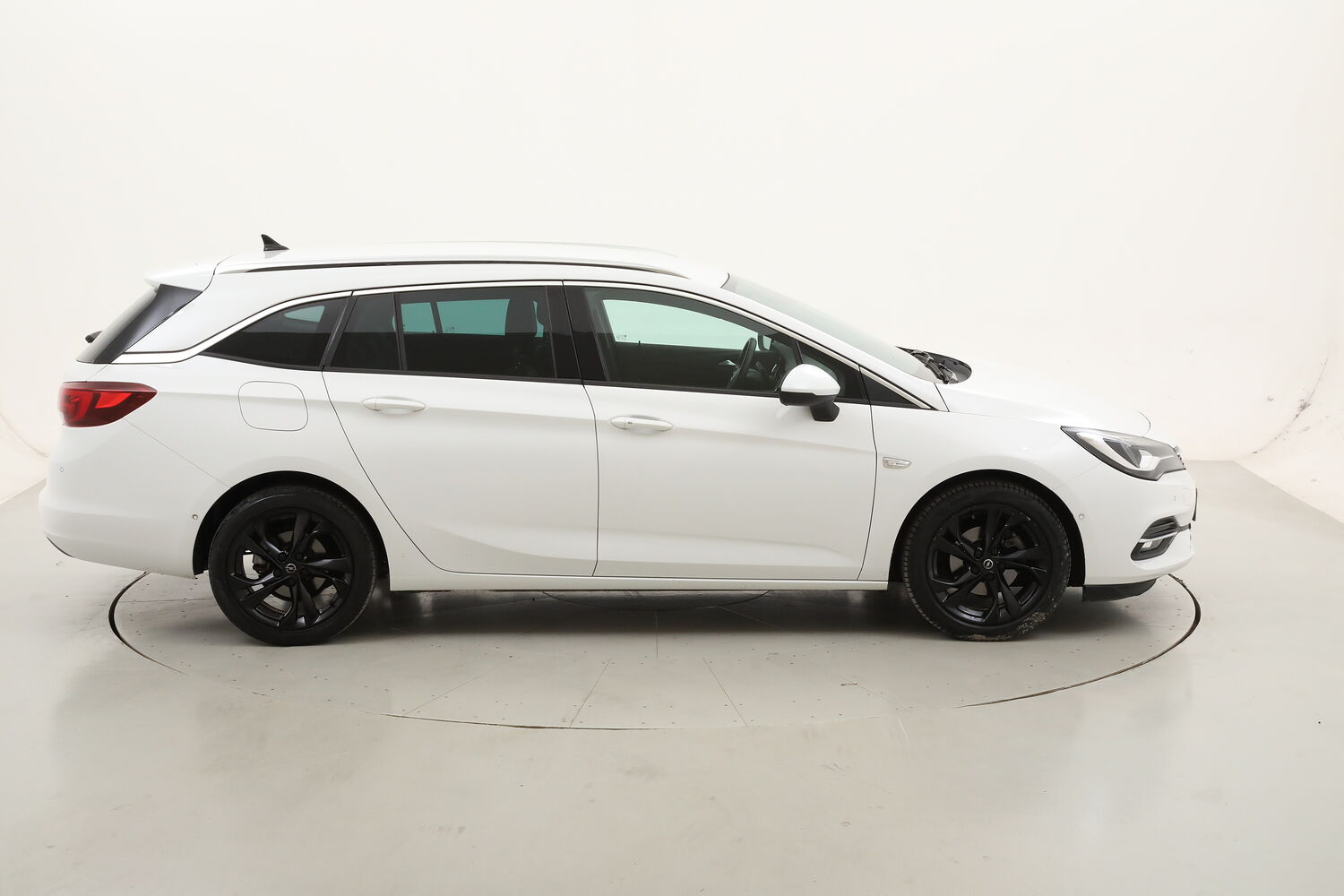 Opel Astra ST Business Elegance usata del 2020 con 110.562 km