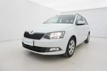 Skoda Fabia Wagon Executive 1.4 Diesel 90CV Manuale Visione frontale