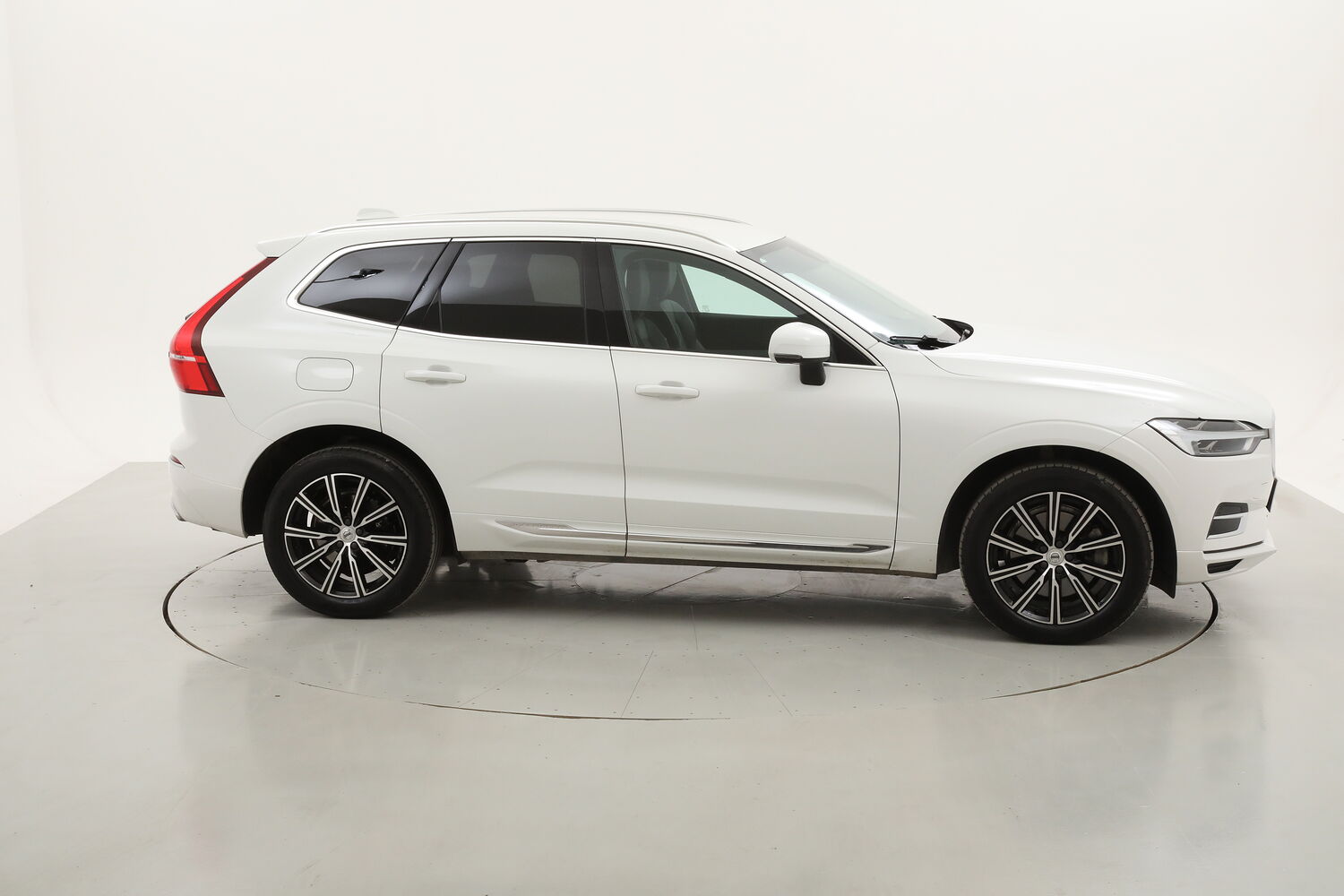 Volvo XC60 B4 Inscription Geartronic usata del 2020 con 118.418 km