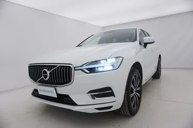 Volvo XC60 B4 Inscription Geartronic 2 Mild Hybrid 197CV Automatico Visione frontale