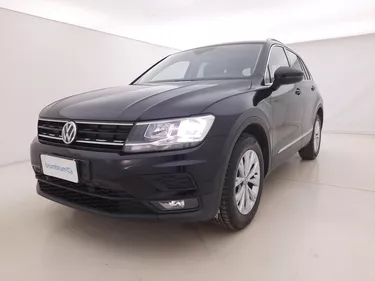 Volkswagen Tiguan Business DSG 2.0 Diesel 150CV Automatico Visione frontale