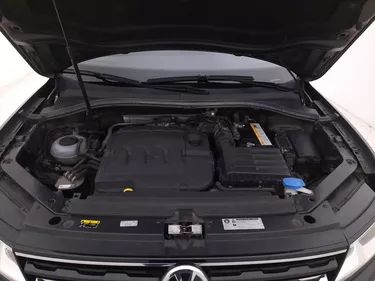 Volkswagen Tiguan Business DSG 2.0 Diesel 150CV Automatico Vano motore