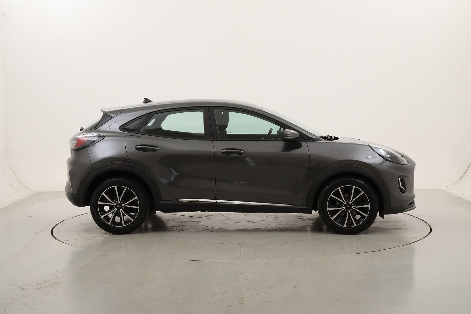 Ford Puma Hybrid Titanium usata del 2022 con 100.525 km