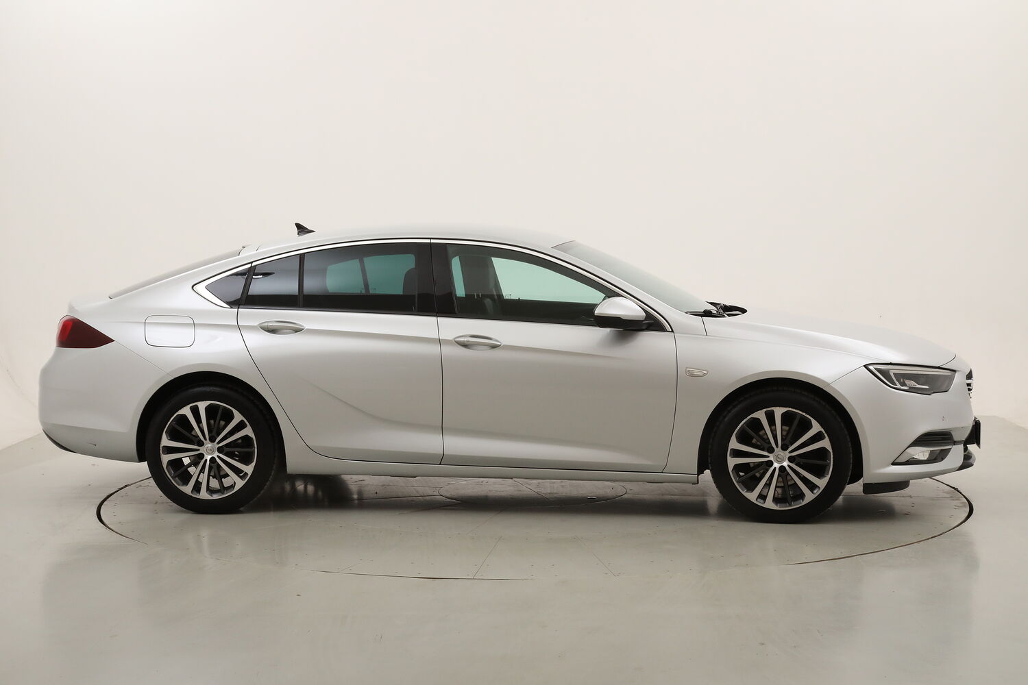 Opel Insignia Grand Sport Innovation AT6 usata del 2020 con 120.440 km