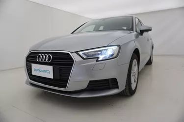 Audi A3 SPB Business S tronic 1.6 Diesel 116CV Automatico Visione frontale
