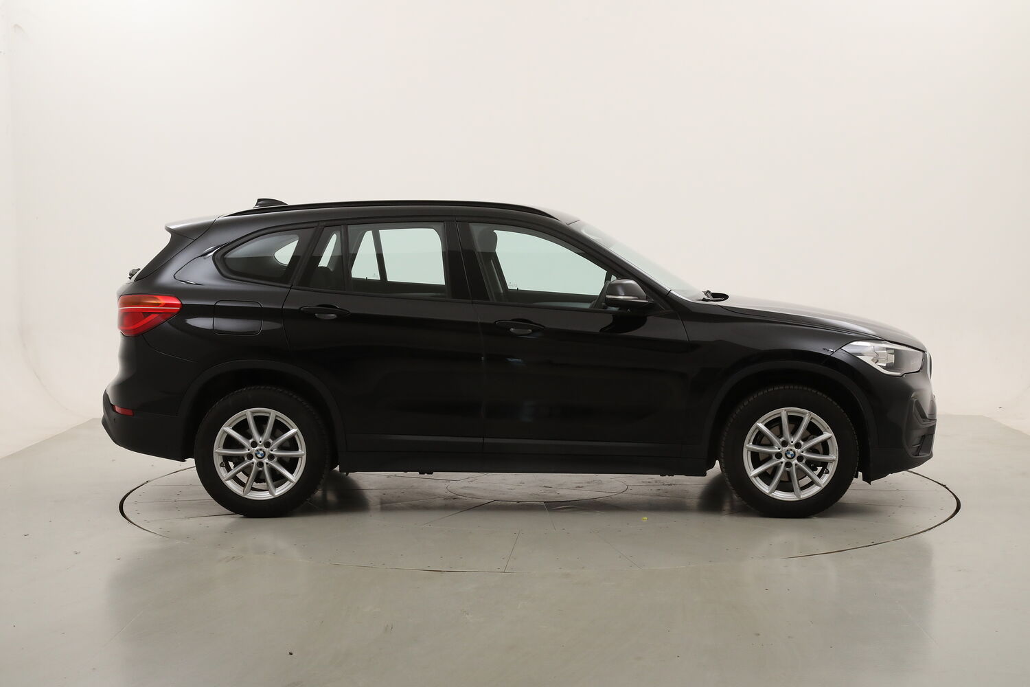 BMW X1 sDrive16d usata del 2022 con 98.960 km