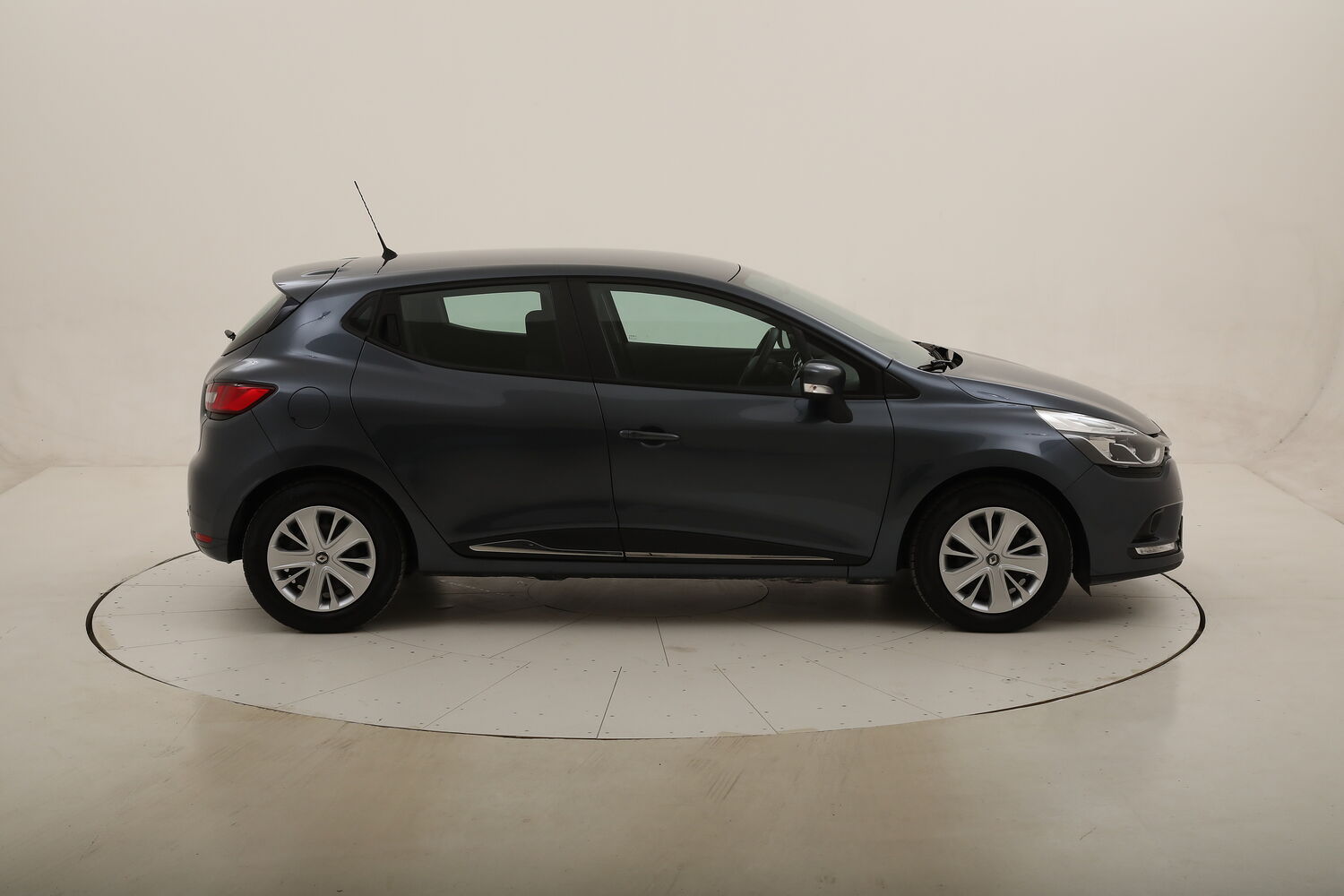 Renault Clio Business usata del 2019 con 97.826 km