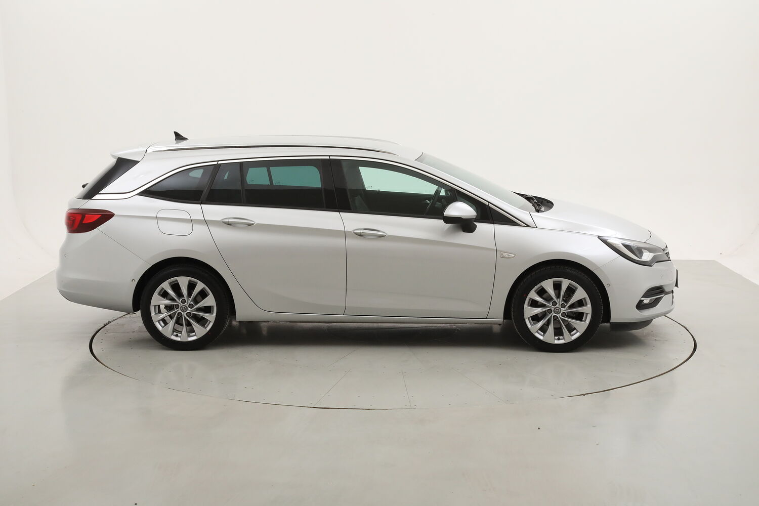 Opel Astra ST Business Elegance AT9 usata del 2020 con 110.421 km