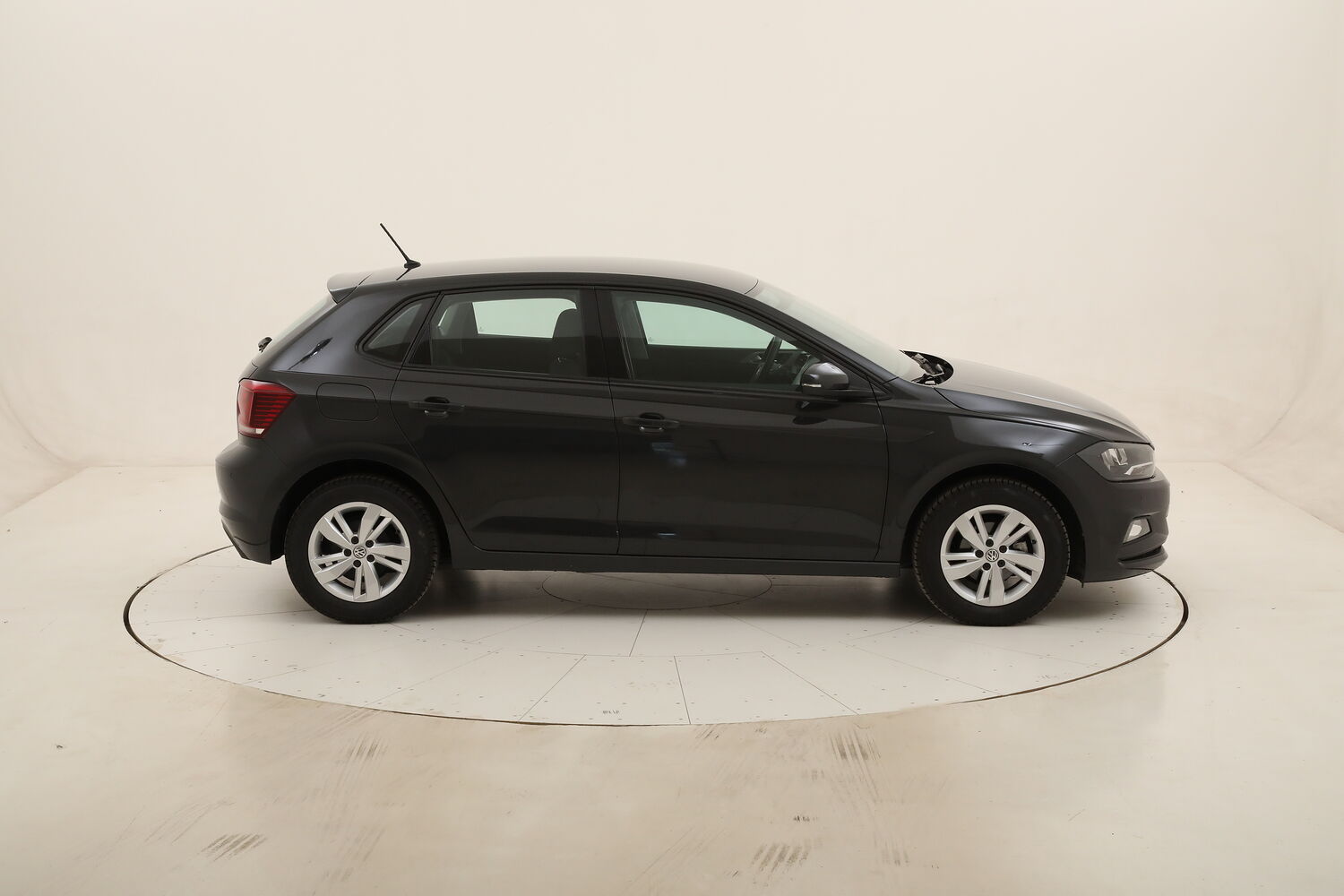 Volkswagen Polo Comfortline usata del 2021 con 104.545 km