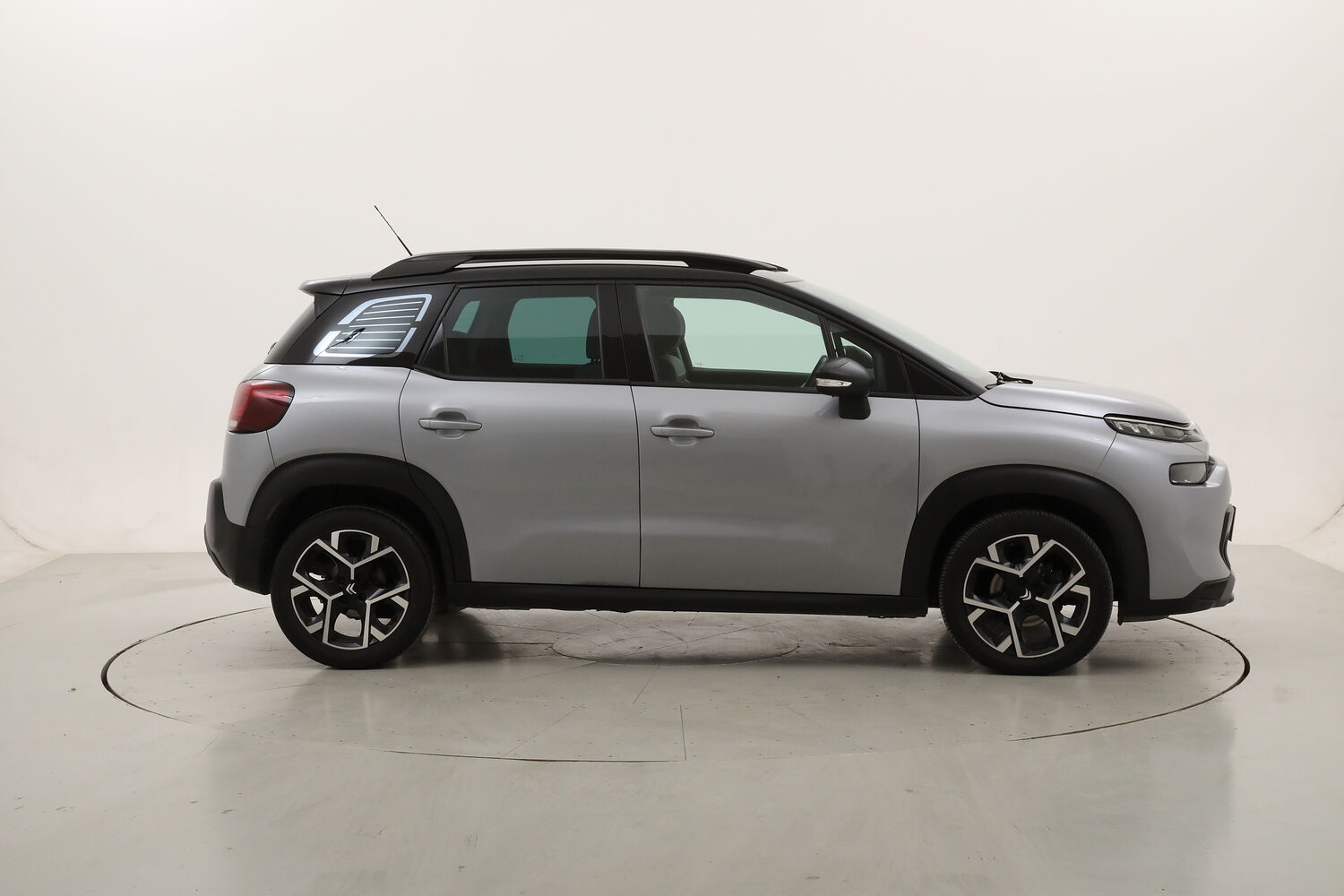 Citroen C3 Aircross Shine Pack usata del 2023 con 65.992 km