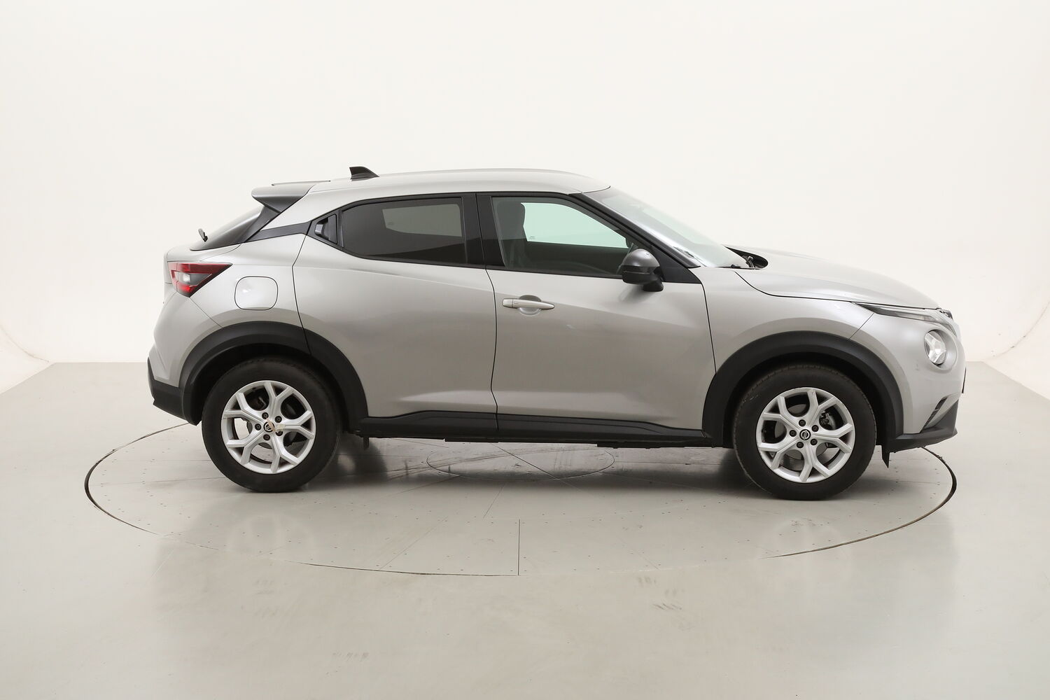 Nissan Juke N-Connecta DCT usata del 2022 con 45.268 km
