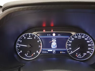 Nissan Juke N-Connecta DCT 1.0 Benzina 114CV Automatico Interni