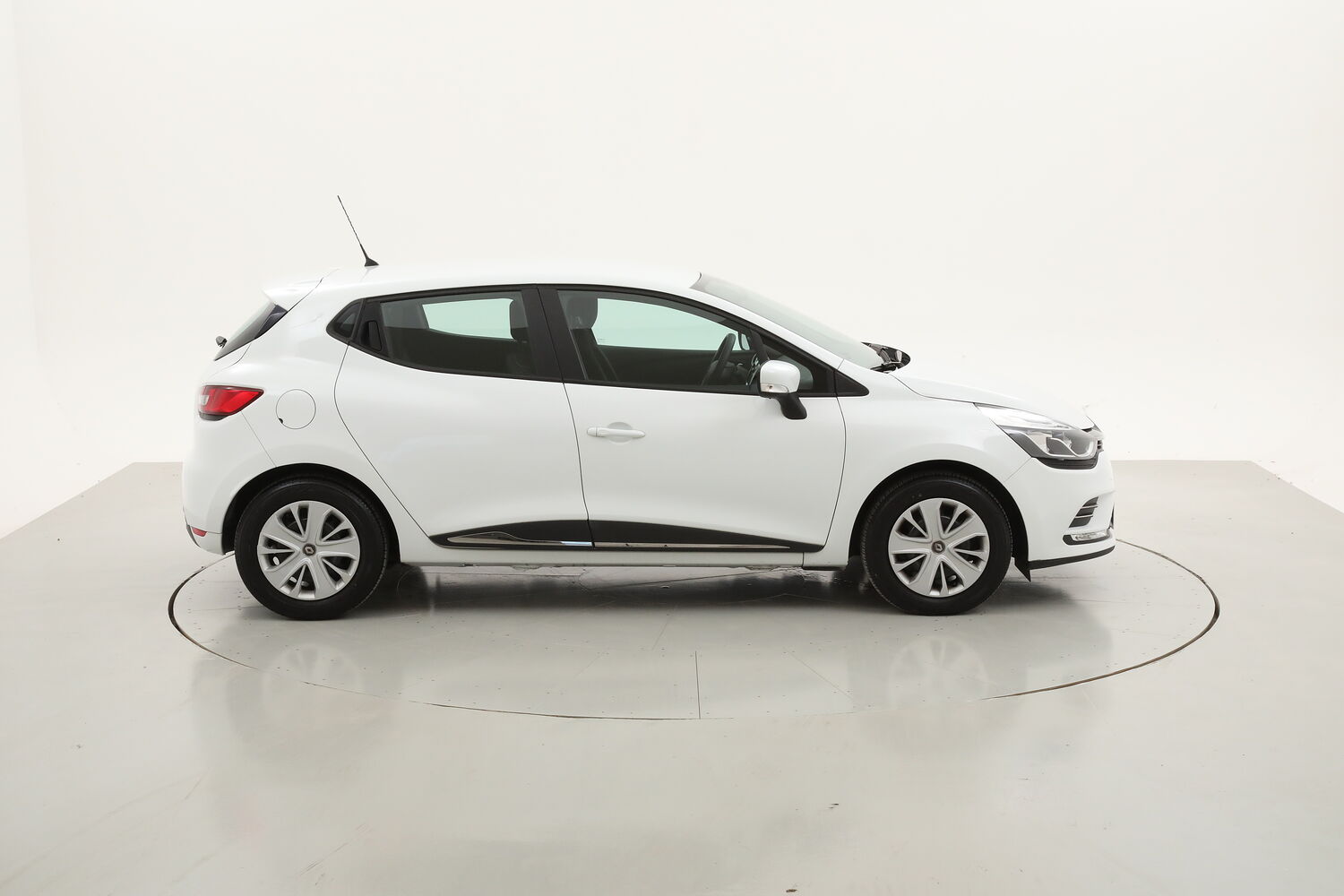 Renault Clio Life GPL usata del 2019 con 14.650 km