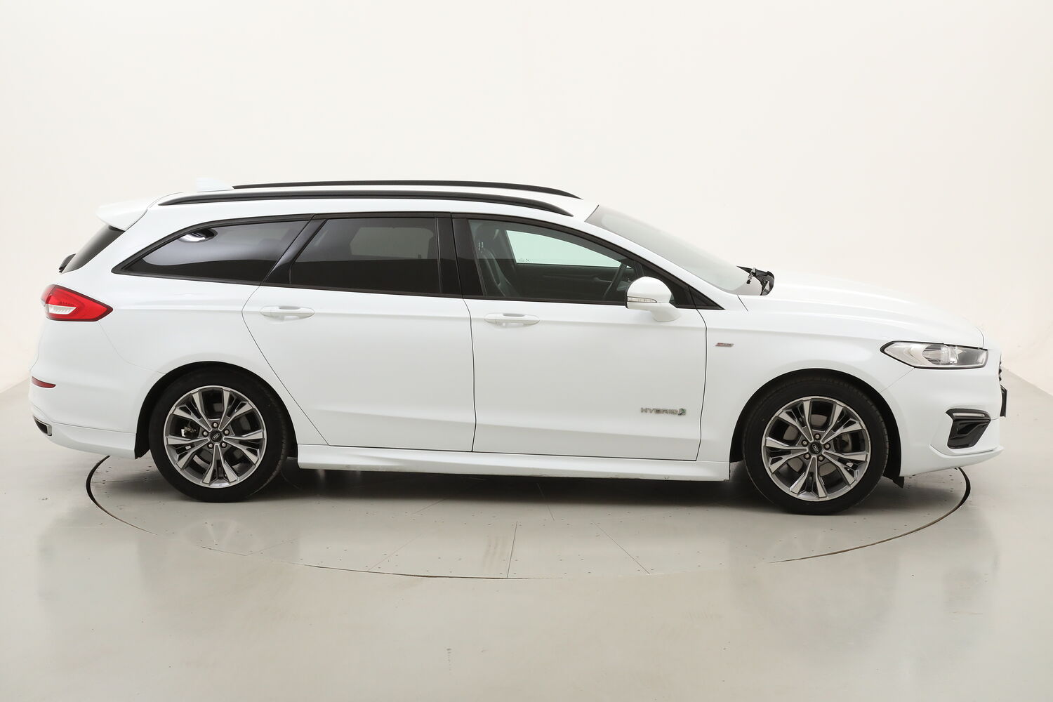 Ford Mondeo SW Hybrid ST-Line Business usata del 2021 con 86.478 km