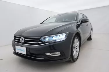 Volkswagen Passat Variant Business DSG 1.6 Diesel 120CV Automatico Visione frontale