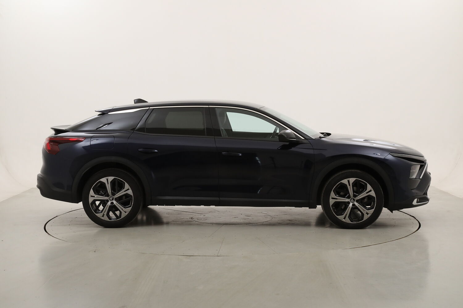 Citroen C5 X You EAT8 usata del 2024 con 17.946 km