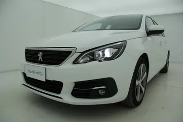 Peugeot 308 SW Business EAT6 1.5 Diesel 131CV Automatico Visione frontale