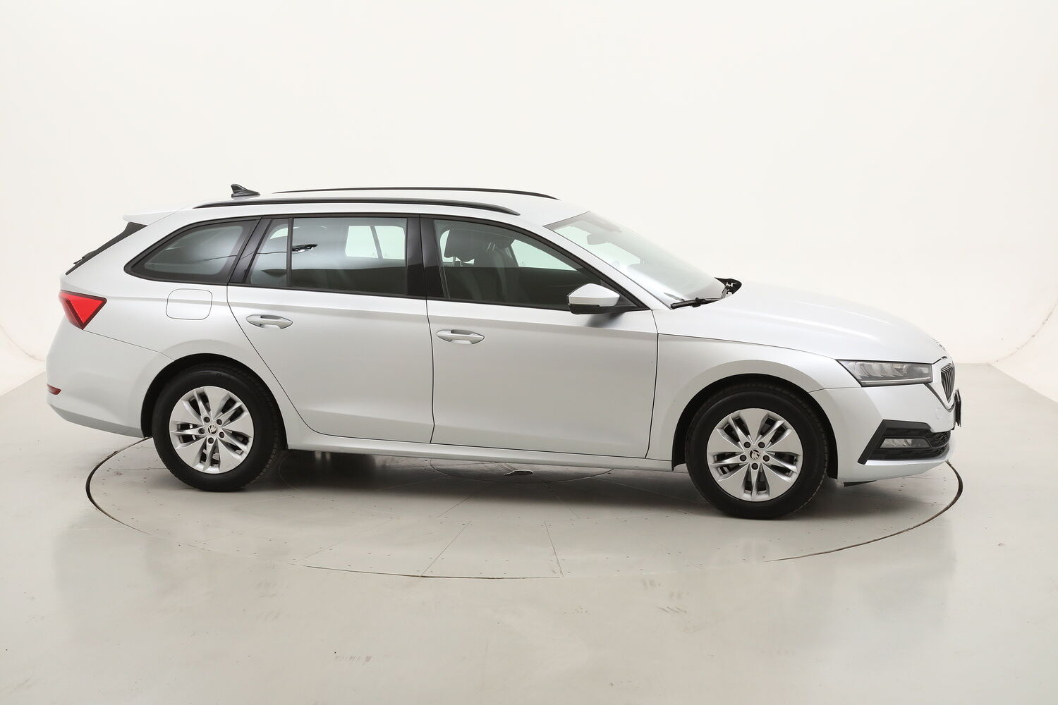 Skoda Octavia Wagon Executive DSG usata del 2021 con 77.710 km