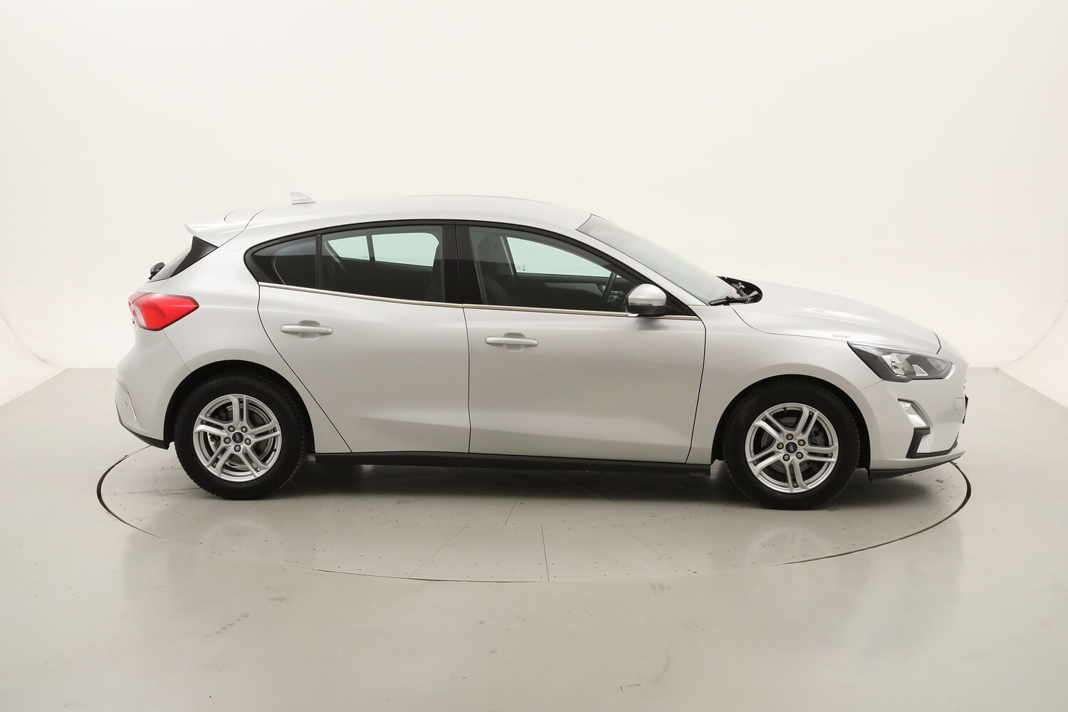 Ford Focus Hybrid Business usata del 2021 con 77.199 km