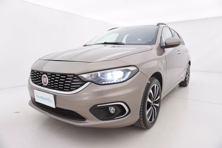 Fiat Tipo SW Lounge 1.3 Diesel 95CV Manuale Visione frontale Fiat Tipo SW Lounge 1.3 Diesel 95CV Manuale Visione frontale