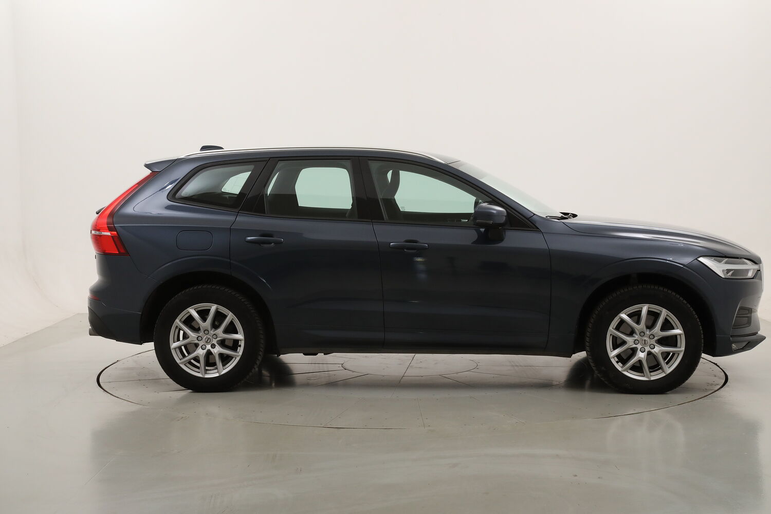 Volvo XC60 B4 (d) Business Geartronic AWD usata del 2020 con 117.678 km