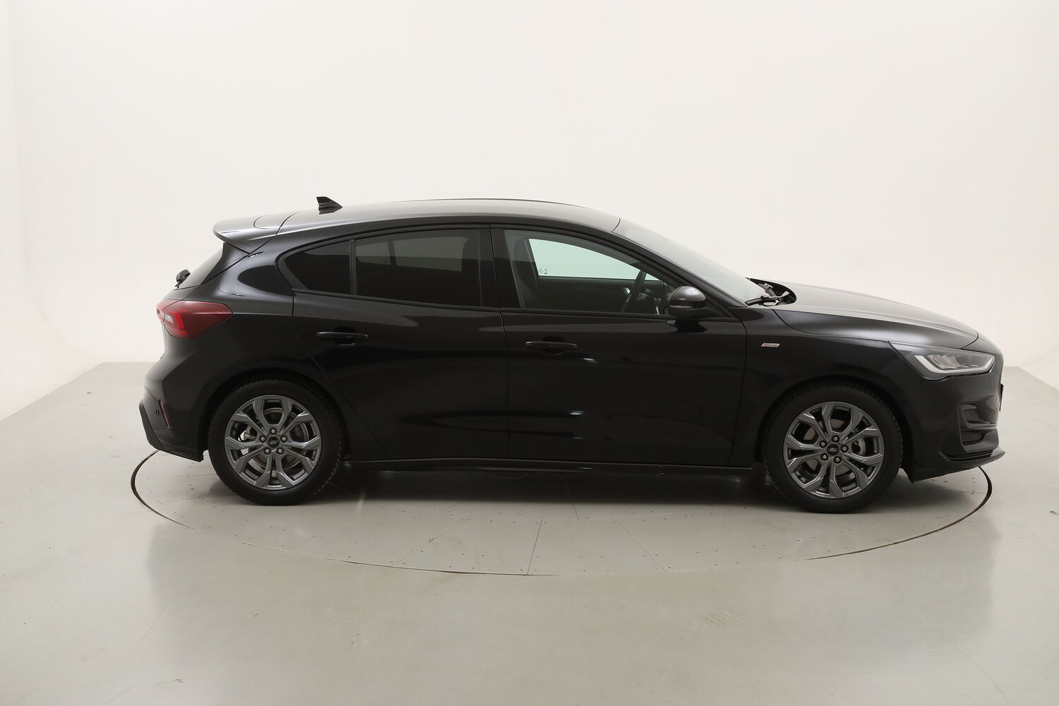 Ford Focus ST-Line usata del 2024 con 23.429 km