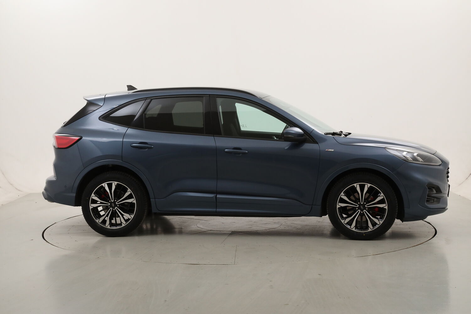 Ford Kuga Full Hybrid ST-Line usata del 2022 con 80.909 km