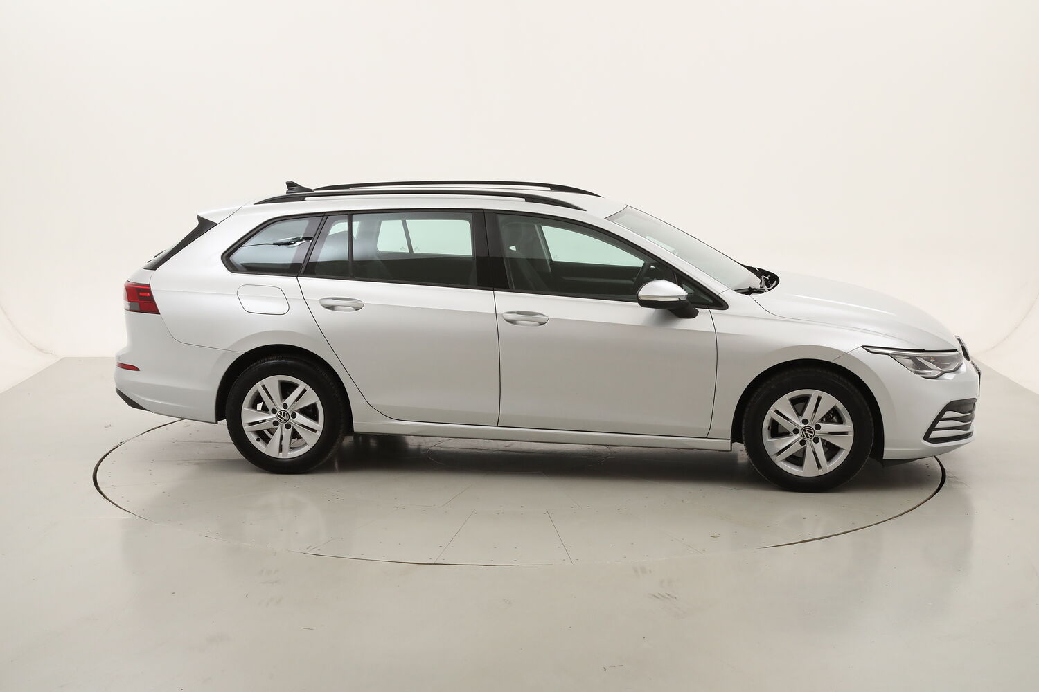 Volkswagen Golf Variant Variant Life DSG usata del 2021 con 70.790 km