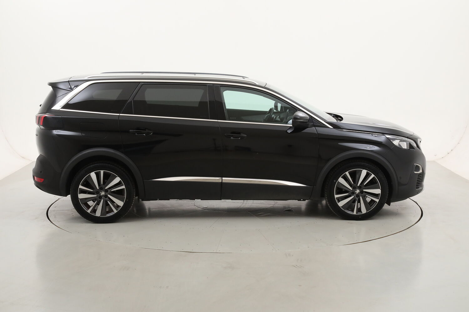 Peugeot 5008 GT EAT8 usata del 2020 con 89.535 km