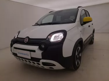 Fiat Panda Hybrid Pandina 1.0 Mild Hybrid 70CV Manuale Visione frontale