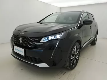Peugeot 5008 GT Pack EAT8 - 7 POSTI 1.5 Diesel 131CV Automatico Visione frontale