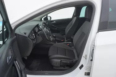 Opel Astra Business Elegance 1.2 Benzina 110CV Manuale Sedili